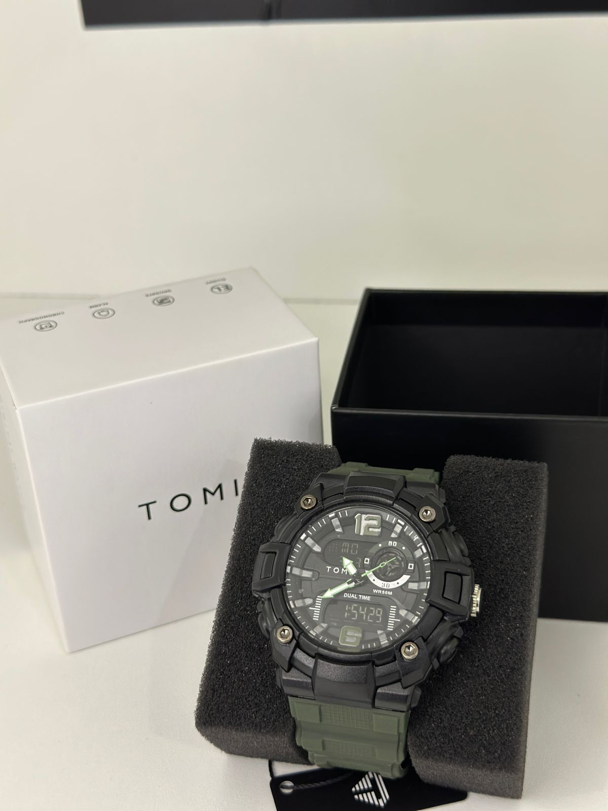 Fuscous Grey - Tomi Watch